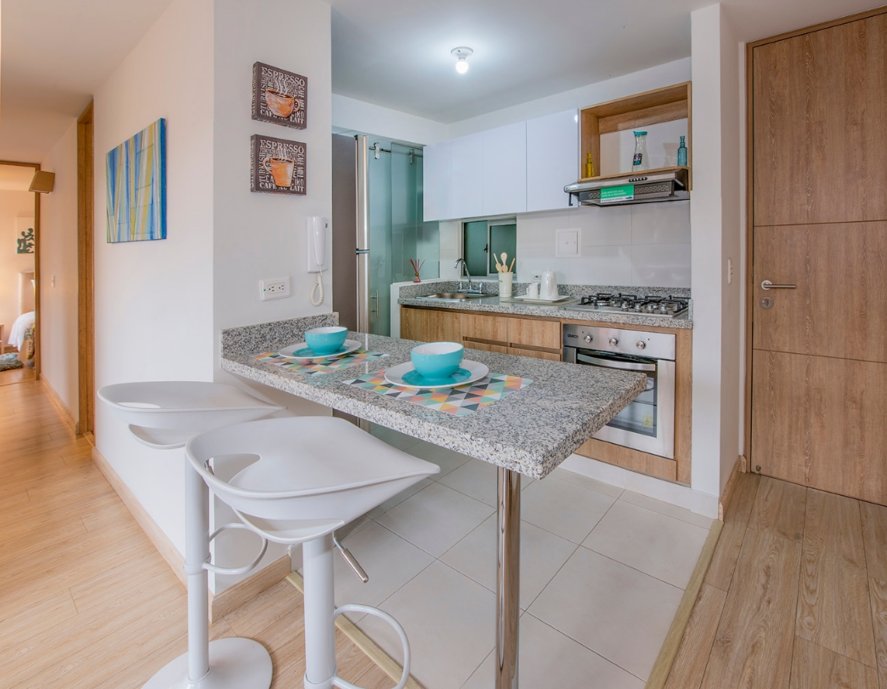 cocina integral y barra americana - acabados de apartamentos -ciprés de castilla - apartamentos en venta Bogotá - Urbansa